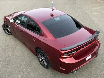 Car image 25