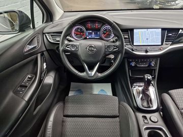 Car image 11