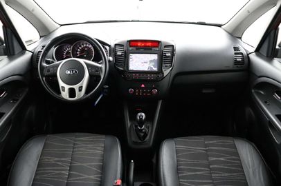 Car image 15