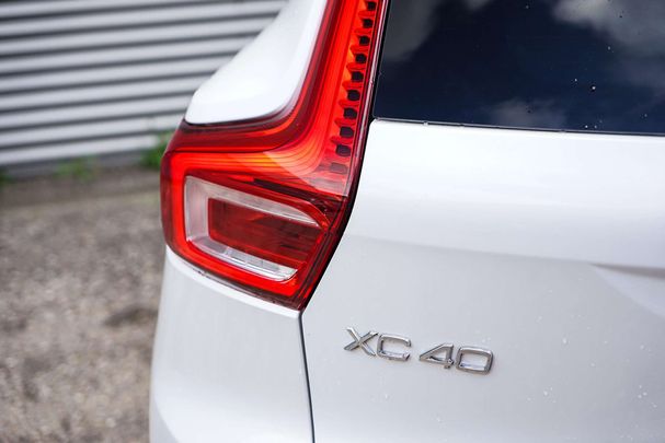 Volvo XC40 Single Motor Extended Range Plus 185 kW image number 10