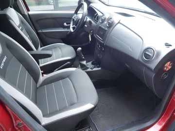 Car image 6