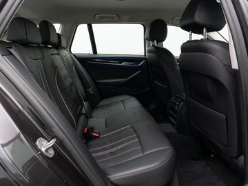 Car image 41