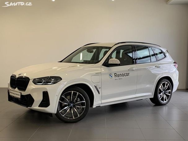 BMW X3 xDrive30e 215 kW image number 1