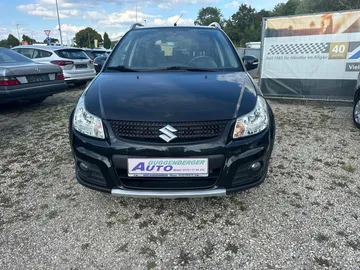 Car image 3