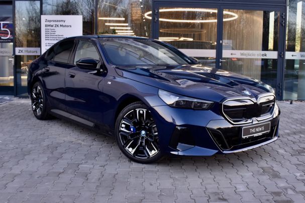 BMW i5 M60 xDrive 440 kW image number 2