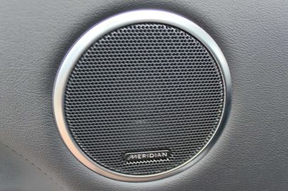 Car image 33