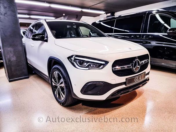 Mercedes-Benz GLA 250 e 160 kW image number 2