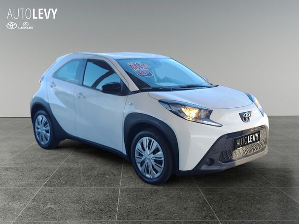 Toyota Aygo X 1.0 53 kW image number 8