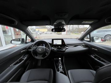 Car image 14