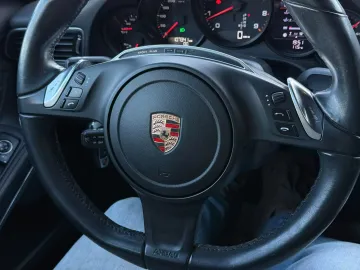 Car image 40