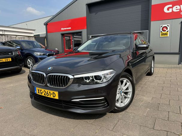 BMW 520i Touring 135 kW image number 30