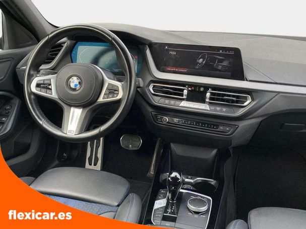 BMW 118i 100 kW image number 22