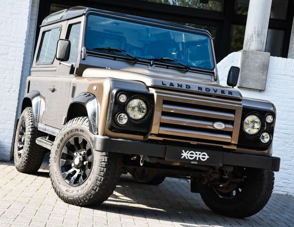 Land Rover Defender 90 90 kW image number 4