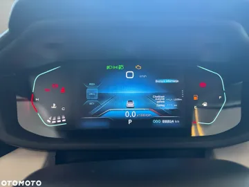 Car image 35