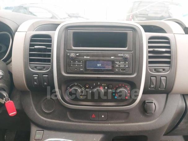 Renault Trafic DCi 95 L1H1 70 kW image number 6