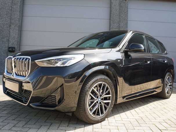 BMW iX1 xDrive30 200 kW image number 2