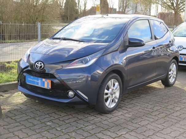 Toyota Aygo 51 kW image number 1