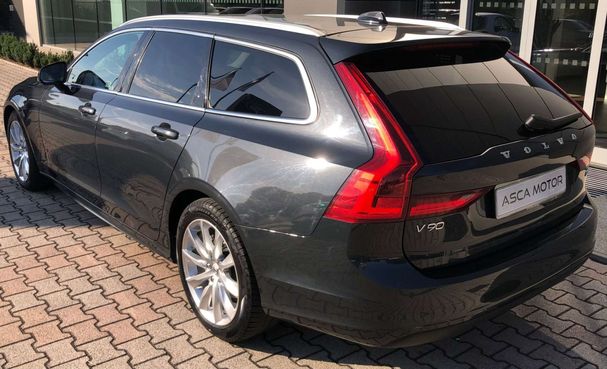 Volvo V90 D3 Geartronic Momentum 110 kW image number 5