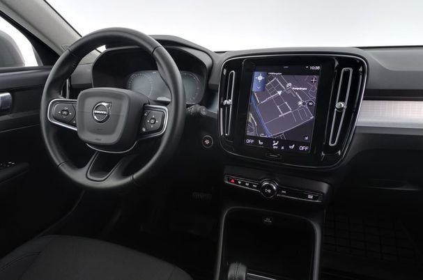 Volvo XC40 D3 AWD Momentum 111 kW image number 8