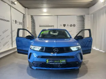 Car image 30