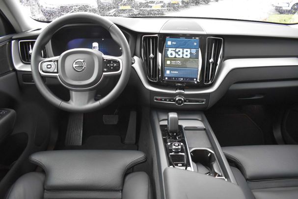 Volvo XC60 B4 155 kW image number 21