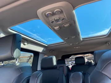 Car image 28