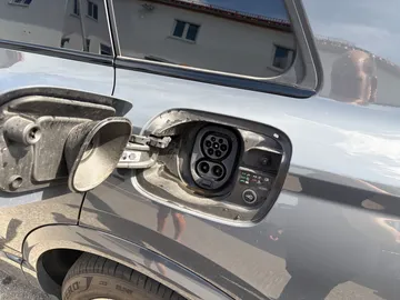 Car image 33
