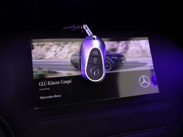 Mercedes-Benz GLC 300 e AMG 230 kW image number 13