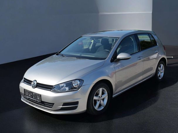 Volkswagen Golf 63 kW image number 1