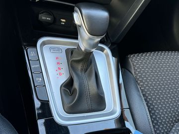 Car image 26