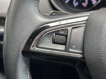 Car image 33