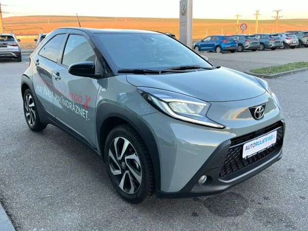 Toyota Aygo X 53 kW image number 3