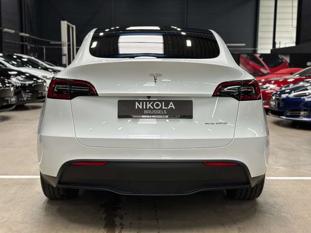 Tesla Model Y Long Range AWD 254 kW image number 7