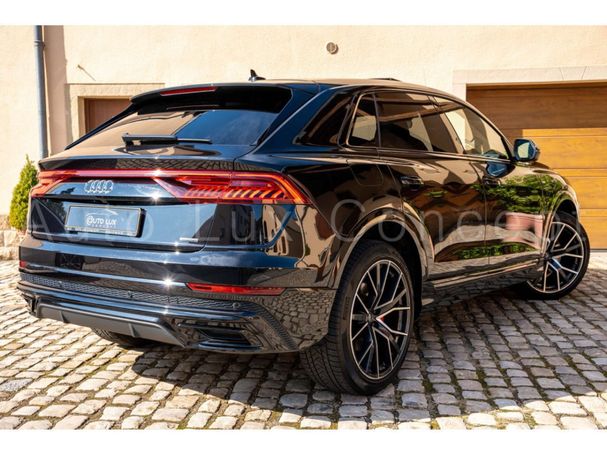 Audi Q8 50 TDI quattro S-line 210 kW image number 3