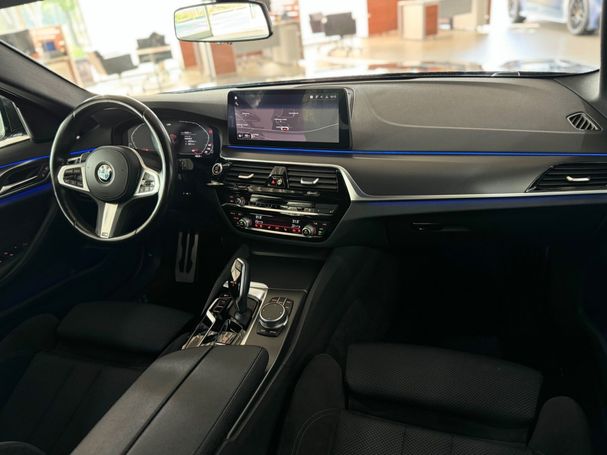 BMW 520d Touring 140 kW image number 40