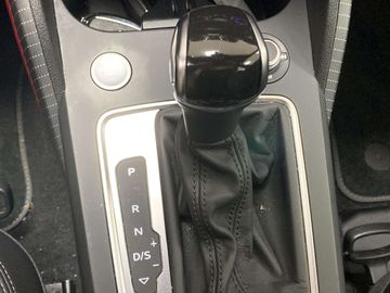 Car image 31