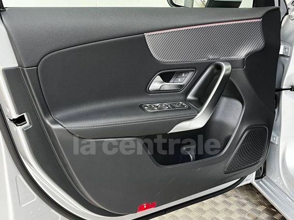 Mercedes-Benz A 180 100 kW image number 19