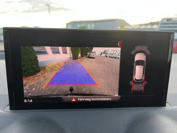 Car image 23