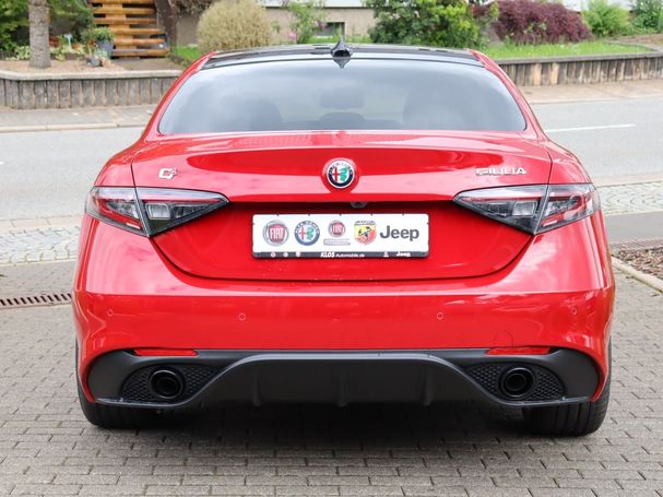 Alfa Romeo Giulia 2.0 Turbo 16V Veloce 206 kW image number 4