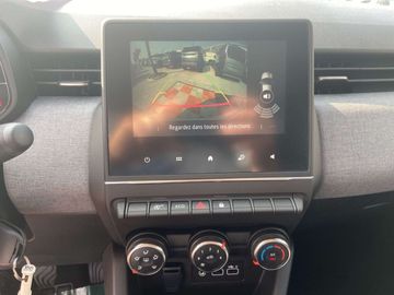 Car image 24