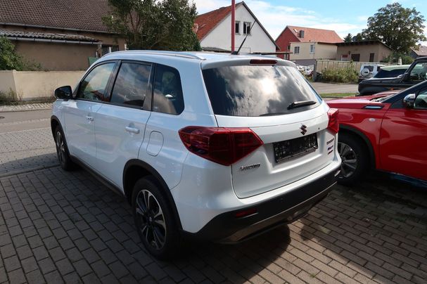 Suzuki Vitara 1.4 Boosterjet Hybrid Comfort+ 95 kW image number 4