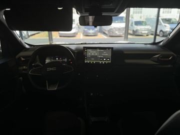 Car image 39