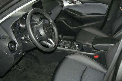 Car image 12