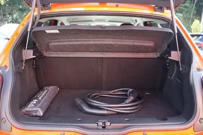 Car image 29