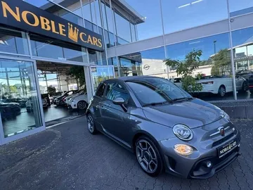 Car image 32