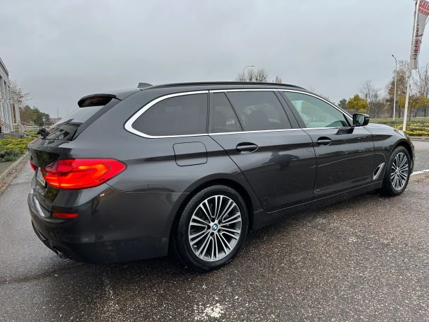 BMW 520d Touring Sport Line 140 kW image number 14