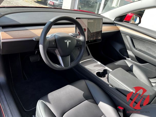 Tesla Model 3 Standard Range 208 kW image number 9