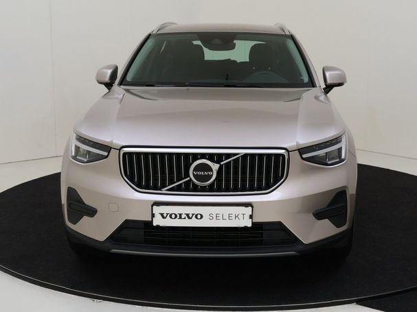 Volvo XC40 Recharge T4 Plus Bright 155 kW image number 2