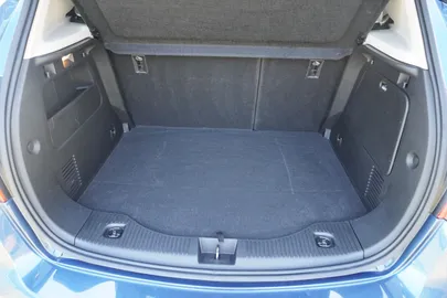 Car image 29