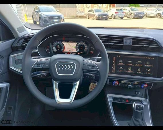 Audi Q3 35 TDI S tronic 110 kW image number 13